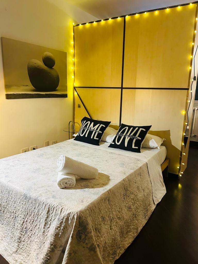Easy Room Italy Prada Milan Exterior photo