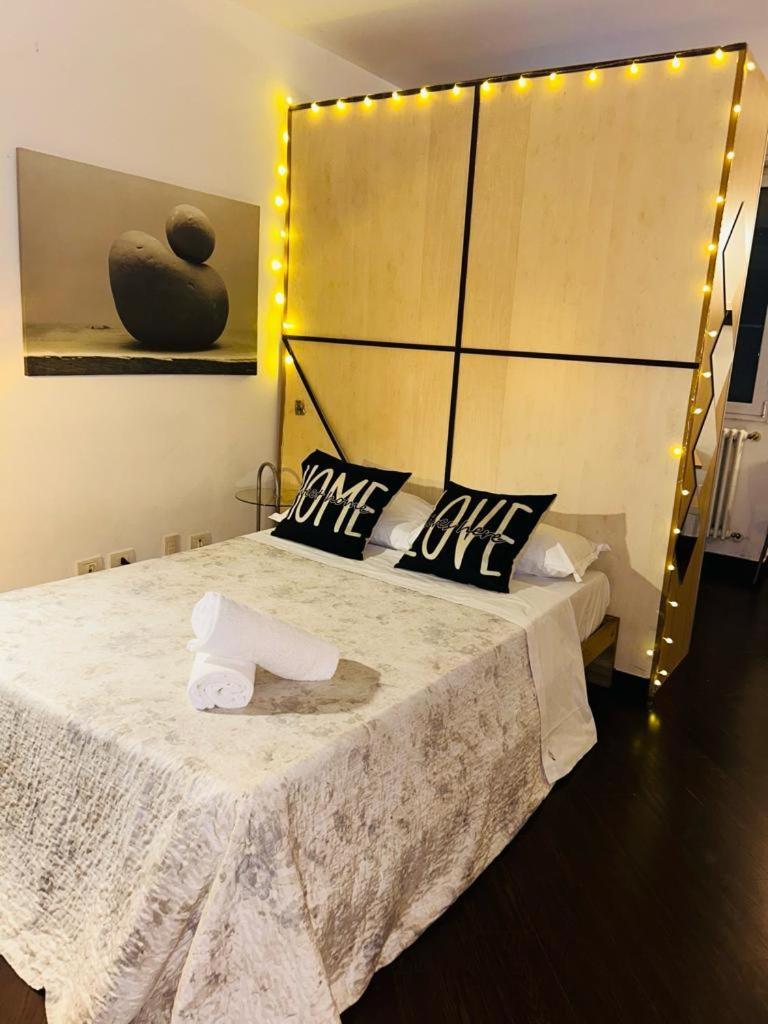 Easy Room Italy Prada Milan Exterior photo